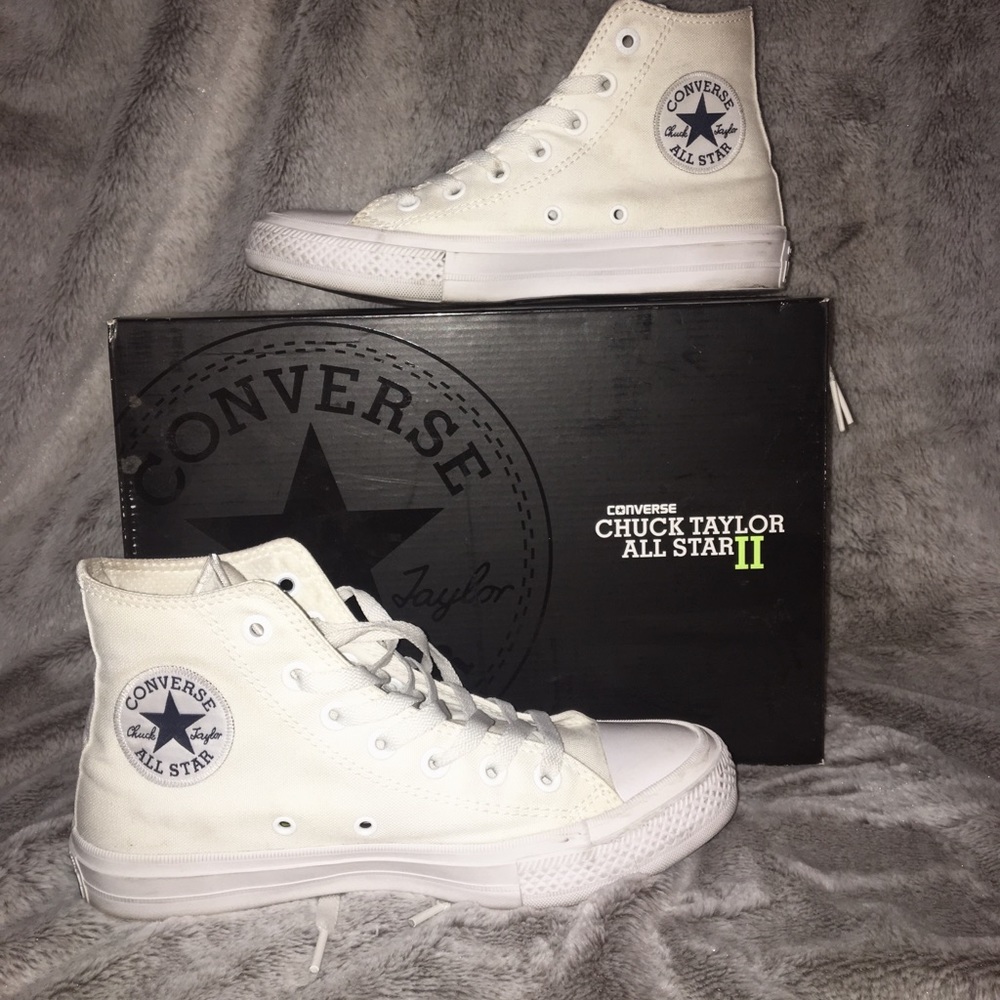 White Chuck Taylor All Star 2 Converse